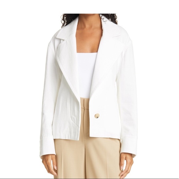Vince Belted White Jacket - Picture 10 of 10
